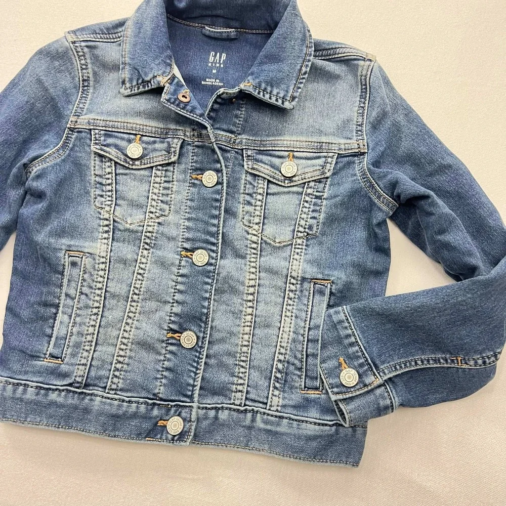 Gap Kids Denim Jacket Medium Wash Blue Button Front Stretch Size M 8-9